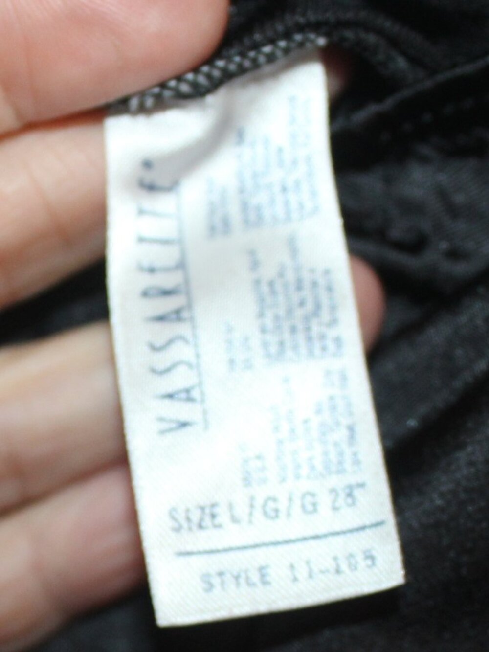 Vassarette Women's Slip Skirt Size L Black Nylon Lace Trim 28" - Picture 2 of 3